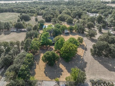 2907 Odell Ave, Denison, TX 75020 - photo 2