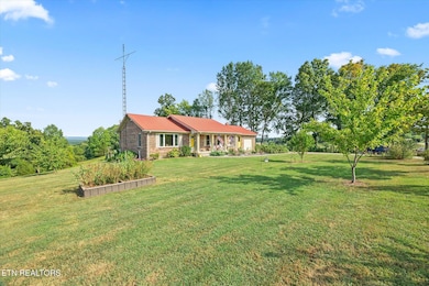 9466 Barnes Ridge Rd, Monroe, TN 38573 - photo 5