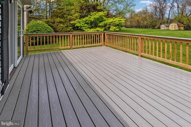 5599 Hunting Horn Dr, Ellicott City, MD 21043 - photo 7