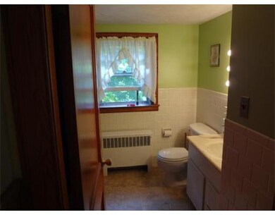 15 North St, Spencer, MA 01562 - photo 4