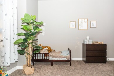 Bedroom/Office