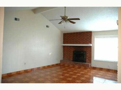 121 S Queens Dr, Slidell, LA 70458 - photo 2