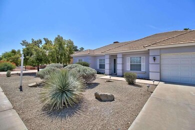Front_of_Home_2