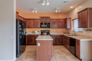 Kitchen (1)