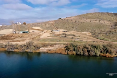 20383 Riverpoint Ln, Wilder, ID 83676 - photo 6