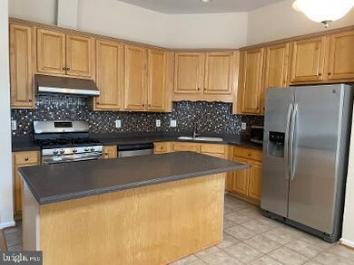 24654 Siltstone Square, Stone Ridge, VA 20105 - photo 2