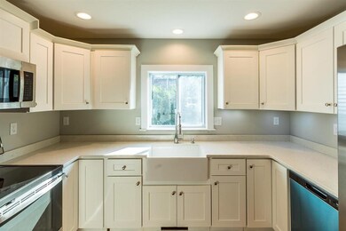 8 Elm St, Newton, NH 03858 - photo 7