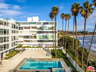 Edgewater Towers unit 206, Pacific Palisades, CA 90272 - photo 2