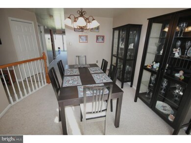 350 Deer Run Ct, Royersford, PA 19468 - photo 2