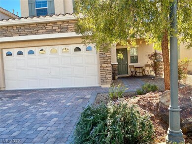 Very attractive entry for your guests with covered