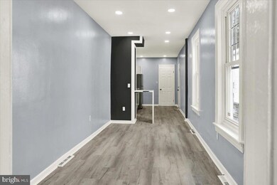 1016 Spring St, Reading, PA 19604 - photo 6