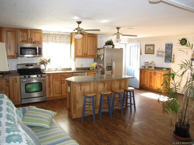 Main Room, kitchen and sitting area