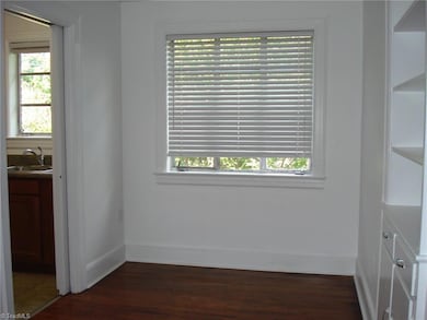 10 W 6th Ave unit 2C, Lexington, NC 27292 - photo 3