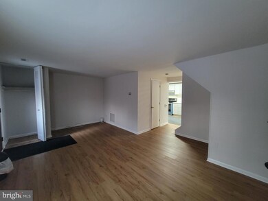 14153 Aldora Cir, Burtonsville, MD 20866 - photo 6