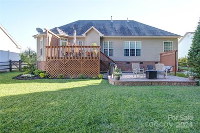 4044 Hereford Ln, Dallas, NC 28034 - photo 3