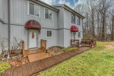 102 Point Shore Pvt Dr unit 102, Piney Flats, TN 37686 - photo 3