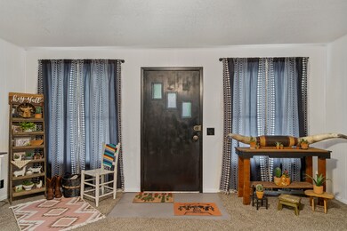 311 S Center-7