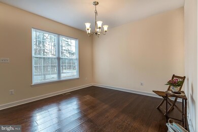 614 Lakeview Pkwy, Locust Grove, VA 22508 - photo 6