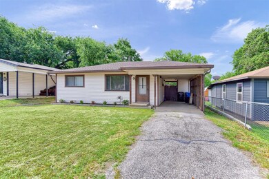 1054 Star St, Denison, TX 75020 - photo 2