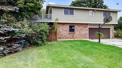 2 160 Wiley Rd Side View