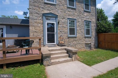844 N 13th St, Allentown, PA 18102 - photo 2