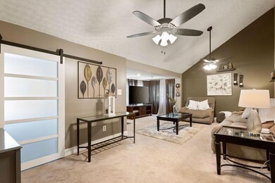 1546 Marsdale Ave, Columbus, OH 43223 - photo 4