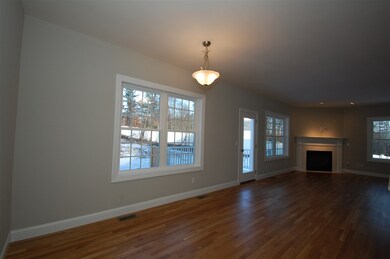68 Hall Rd, Londonderry, NH 03053 - photo 7