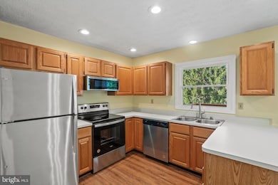 134 Spruce Woods Ct, Abingdon, MD 21009 - photo 7