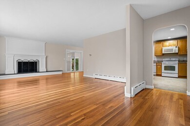 277 Tahattawan Rd, Littleton, MA 01460 - photo 7