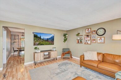 1422 W 97th Place, Crown Point, IN 46307 - photo 4