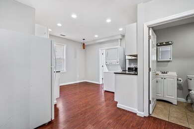 17 Kittredge St, Roslindale, MA 02131 - photo 4