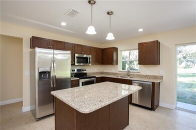 701 S Oak Ave, Fort Meade, FL 33841 - photo 6