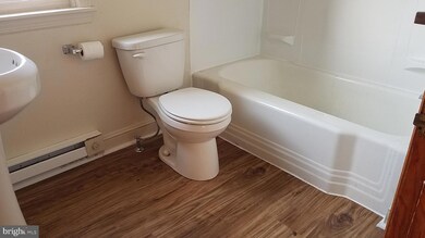 50 Independence St unit C, Berkeley Springs, WV 25411 - photo 7