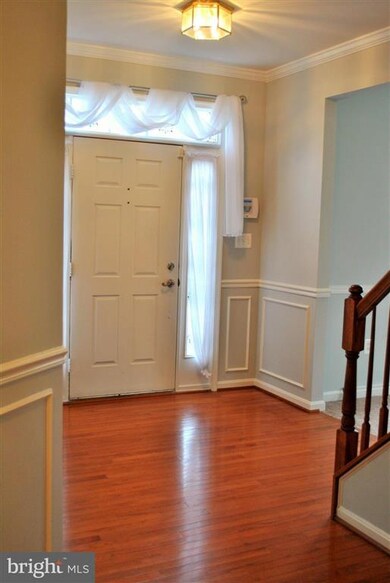 7815 Fern Hill St, Waldorf, MD 20603 - photo 4