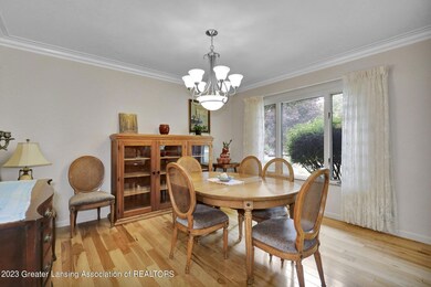 3218 S Cambridge Rd, Lansing, MI 48911 - photo 4