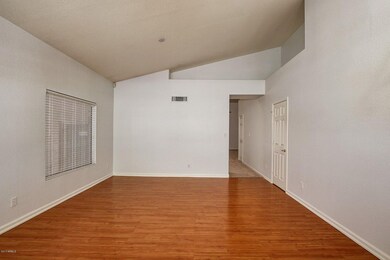 7492 S Jentilly Ln, Tempe, AZ 85283 - photo 6