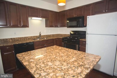 23013 Potomac Hill Square, Sterling, VA 20166 - photo 5