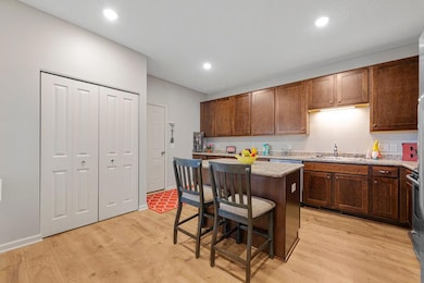 Light and bright kitchen