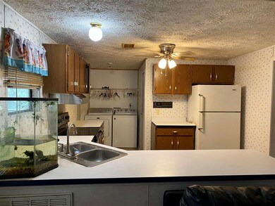 255 Edgewater Dr, Byron, GA 31008 - photo 4