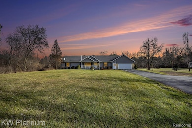 2954 English Rd, Kimball, MI 48074 - photo 2