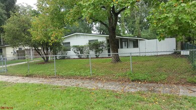 2157 Betsy Dr, Jacksonville, FL 32210 - photo 3