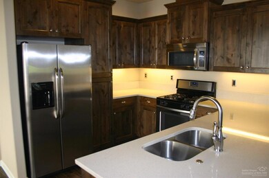 20286 Narnia Place unit 2, Bend, OR 97702 - photo 5