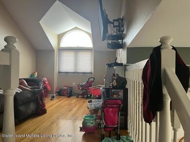 54 Darnell Ln, Staten Island, NY 10309 - photo 6