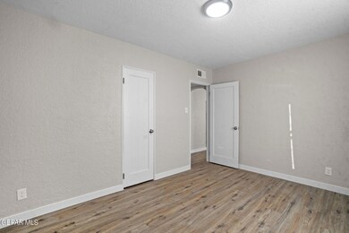 3625 Monroe Ave, El Paso, TX 79930 - photo 4