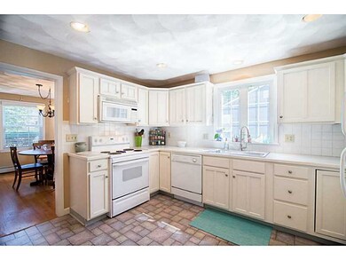 53 Cove St, Riverside, RI 02915 - photo 7