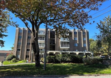 200 Hoffman Ave unit 302, Cranston, RI 02920 - photo 2