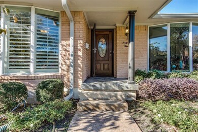 4819 Creighton Dr, Dallas, TX 75214 - photo 3