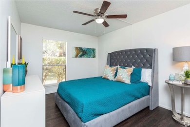 2170 Thousand Oaks Dr unit 813T, San Antonio, TX 78232 - photo 5