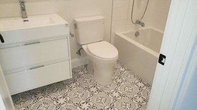 26 Chilcott Place unit 3, Jamaica Plain, MA 02130 - photo 7