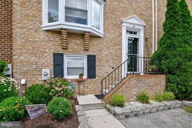 26 Carriage Walk Ct, Parkville, MD 21234 - photo 2